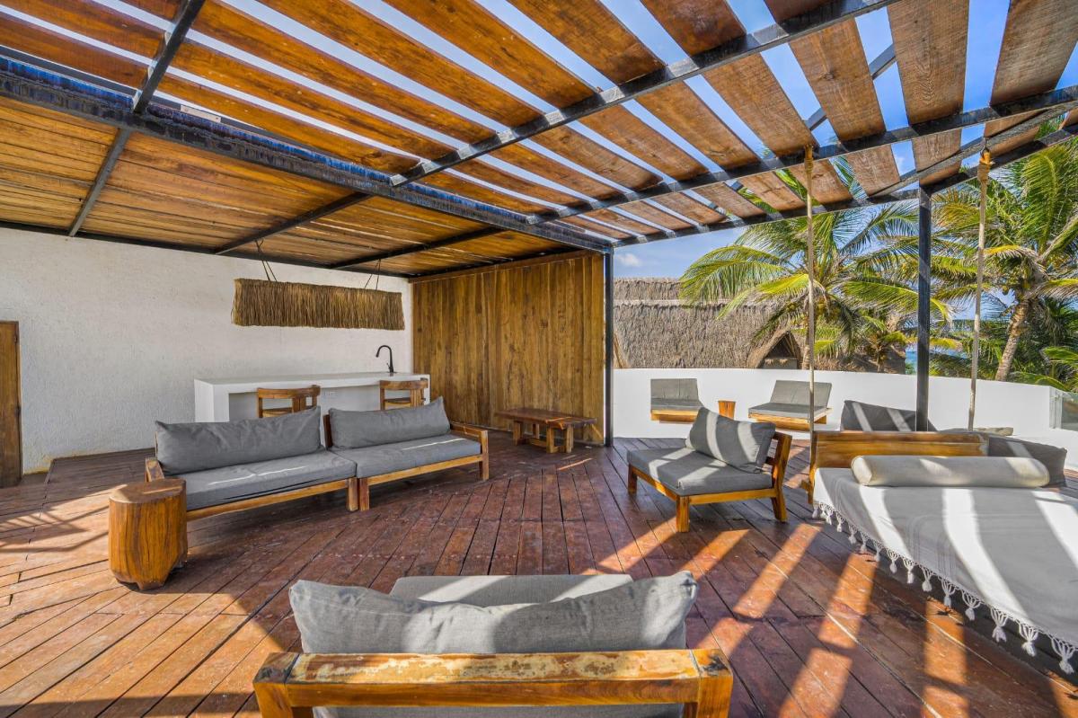 Foto 9 de Luxury Beachfront Residence  Tulum