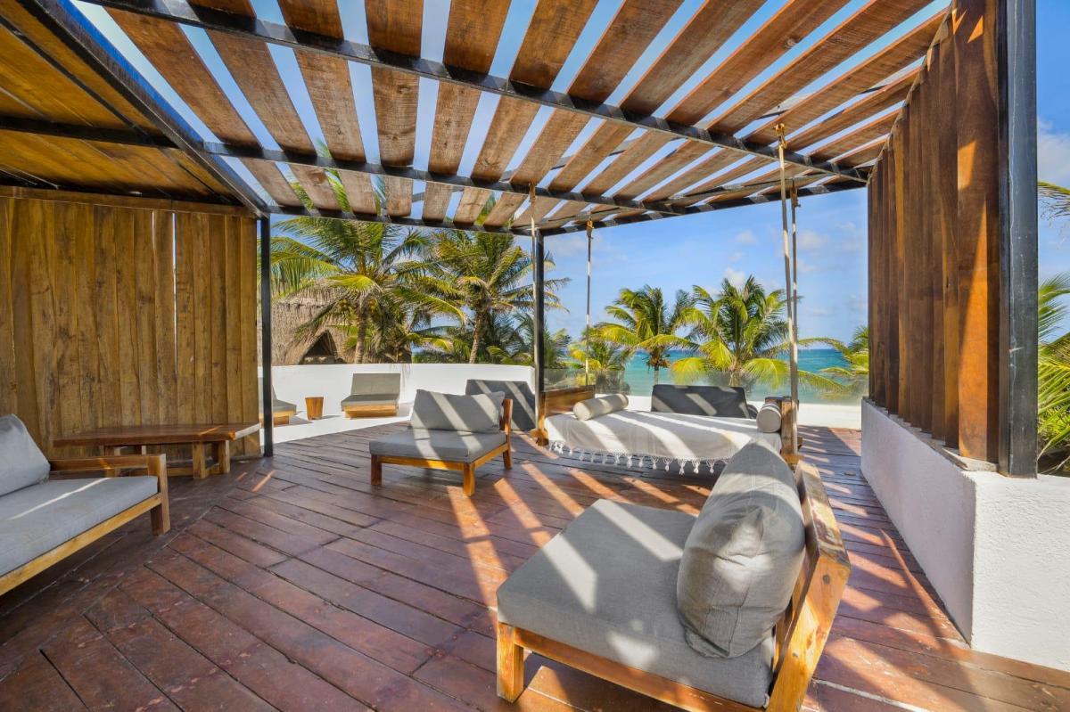 Foto 18 de Luxury Beachfront Residence  Tulum