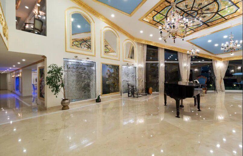 Foto 6 de Luxury Mansion in Bosques de las Lomas