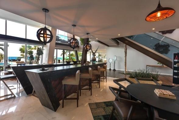 Foto 7 de Luxury Beachfront Home with Cinema & Pool – Cancún Hotel Zone